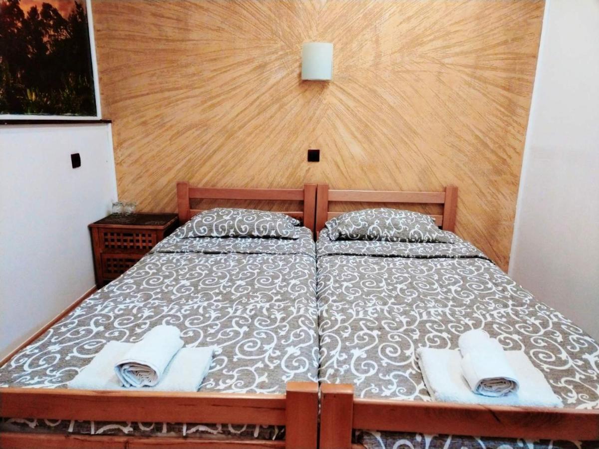 Fun Rooms Sobe Prenociste Borca المظهر الخارجي الصورة