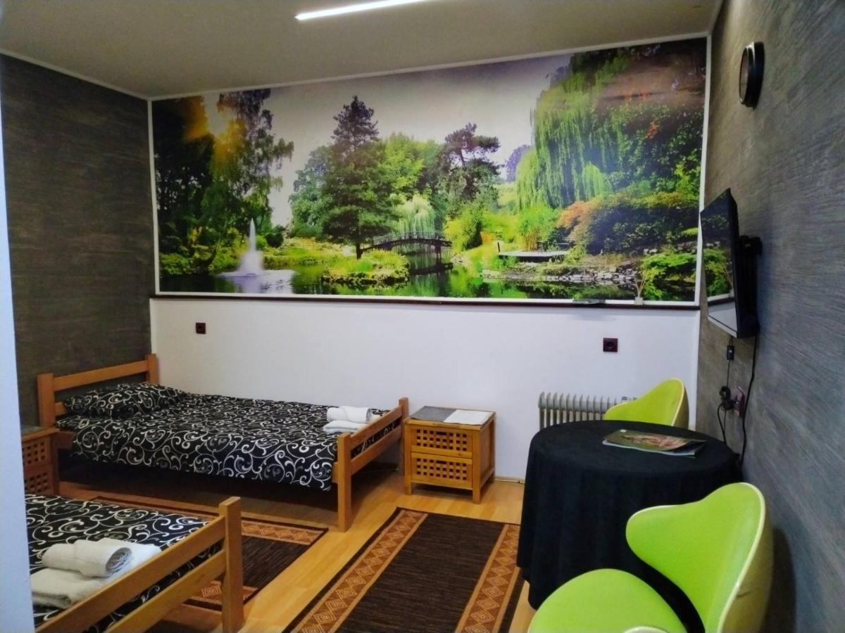 Fun Rooms Sobe Prenociste Borca المظهر الخارجي الصورة