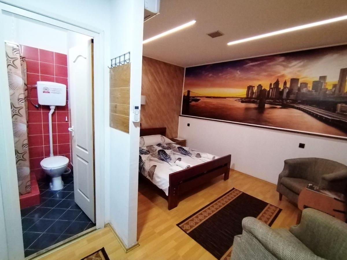 Fun Rooms Sobe Prenociste Borca المظهر الخارجي الصورة