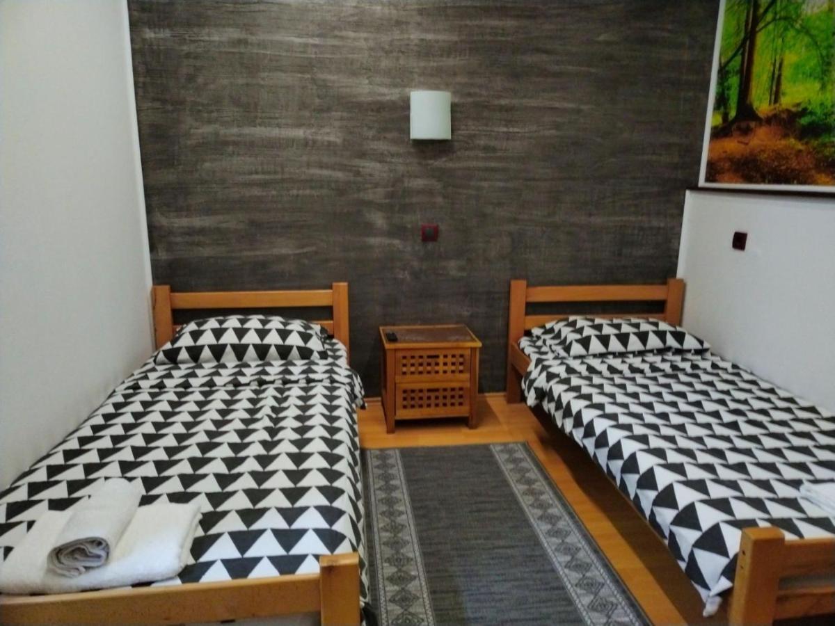 Fun Rooms Sobe Prenociste Borca المظهر الخارجي الصورة