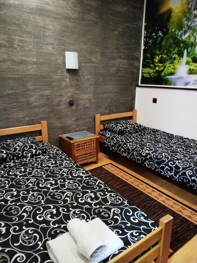 Fun Rooms Sobe Prenociste Borca المظهر الخارجي الصورة
