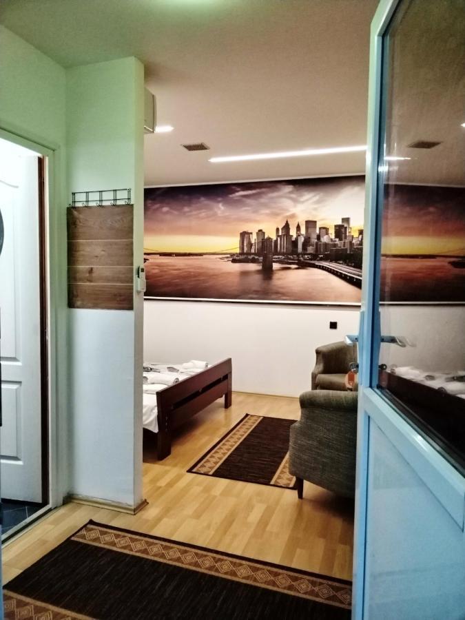 Fun Rooms Sobe Prenociste Borca المظهر الخارجي الصورة