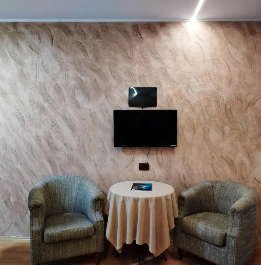 Fun Rooms Sobe Prenociste Borca المظهر الخارجي الصورة