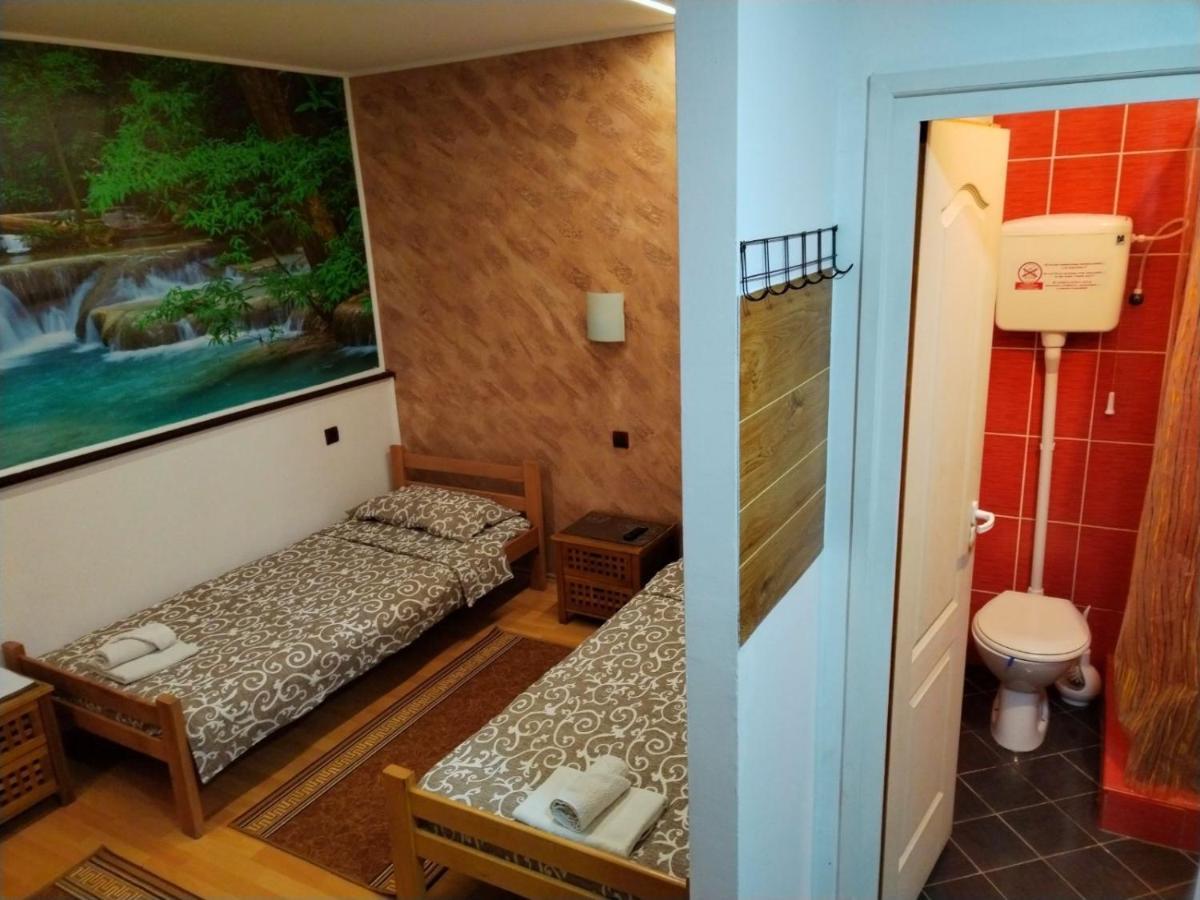 Fun Rooms Sobe Prenociste Borca المظهر الخارجي الصورة